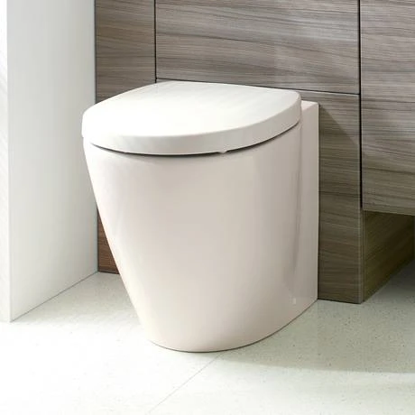 Ideal Standard Concept Space Soft Close Toilet Seat & Cover 4 Ideal Standard Concept Space Soft Close Toilet Seat & Cover - Image 2